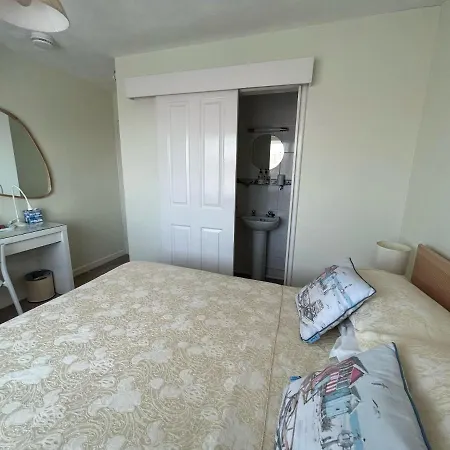 Leeward House B&B-3